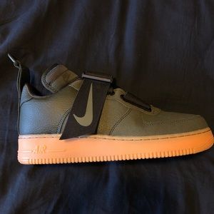 Nike Air Force Utility Green Olive